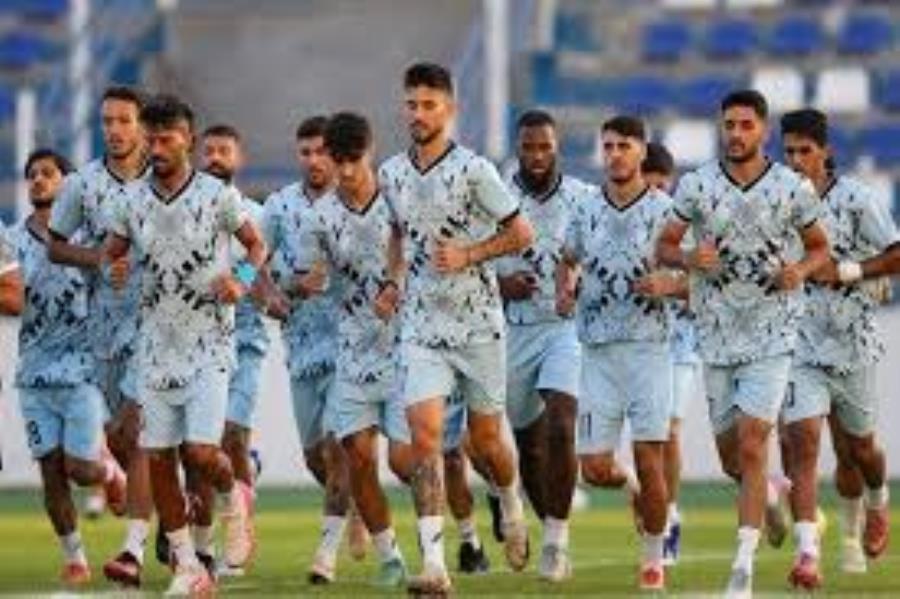  استقلال یکی از این دو بازیکن را جذب می‌کند